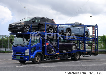 Carrier car image 92951348