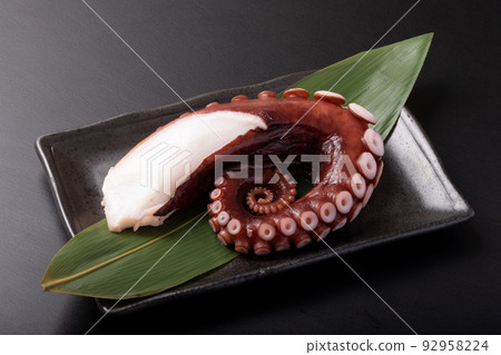 Hokkaido octopus for sashimi 92958224
