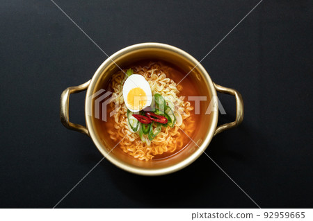 Instant Noodles Boiled Ramen 92959665