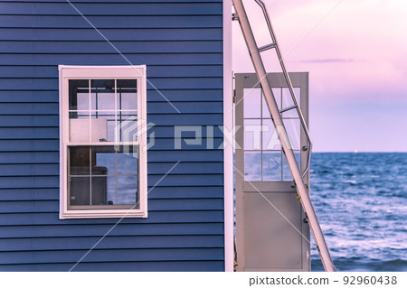 靜岡縣牧之原市靜波海灘的日落 92960438