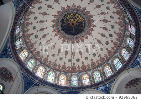 Inner view of dome in Ottoman architecture Inner view of dome in Ottoman architecture 92965362