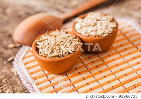 ears oats 92966723
