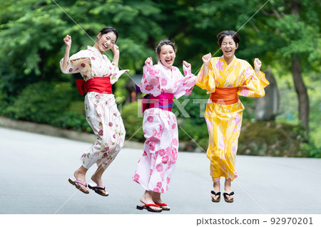 溫泉之旅、浴衣、少女之旅 92970201