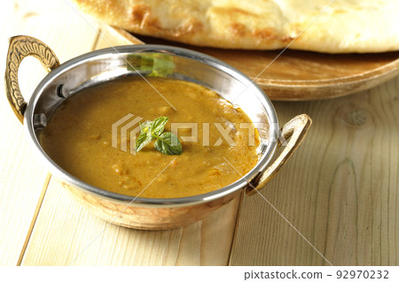 Keema咖哩和naan用羊肉 92970232