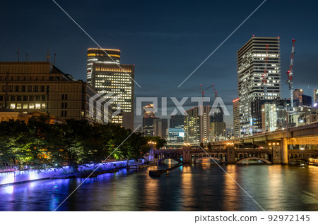 堂島川和中之島的夜景 92972145
