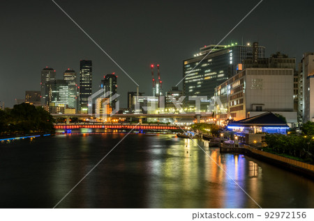 大阪天滿橋夜景 92972156