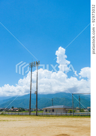 Midsummer ground [Azumino] 92973032