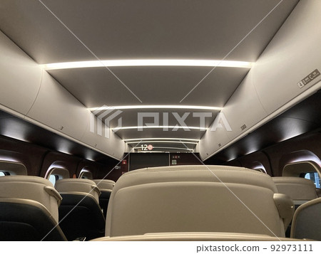 Inside the Hokuriku Shinkansen Gran Class Inside the Hokuriku Shinkansen Gran Class 92973111