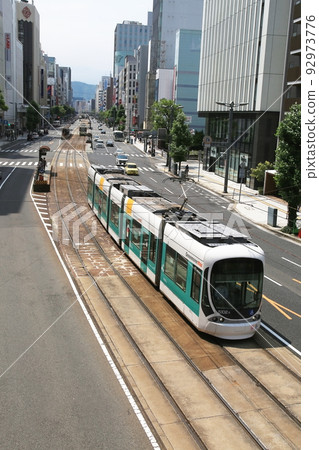 電動火車 92973776