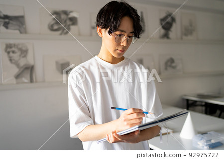 藝術學校預備學校 92975722