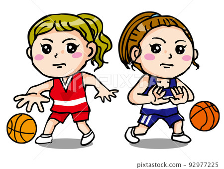 兩個臉色嚴肅的女孩打籃球 92977225