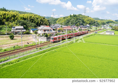 [Hiromi Line] Train heading for Inuyama 92977902
