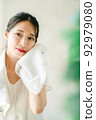清爽的女人 92979080