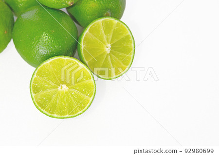Lime with a refreshing scent 92980699