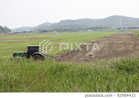 拖拉機 拖拉機 92984432