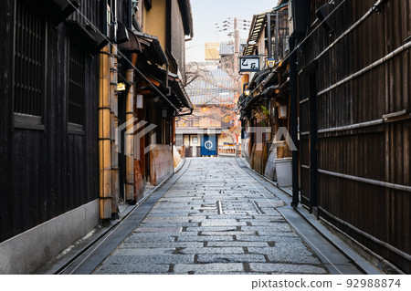 Autumn Kyoto Gion Shirakawa 92988874