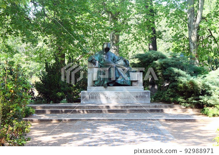 The green writer in the historic park of Budapest The green writer in the historic park of Budapest 92988971