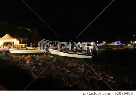 The fishing boat at night The fishing boat at night 92989499