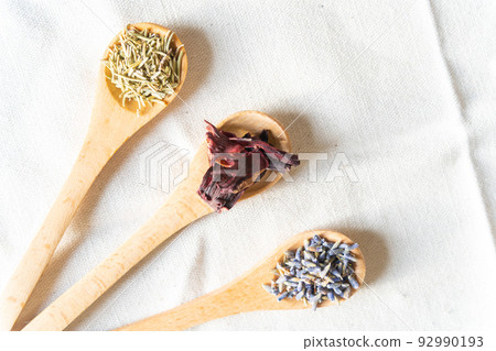 Rosemary, rosehip, and lavender are popular among dried herbs. Rosemary, rosehip, and lavender are popular among dried herbs. 92990193