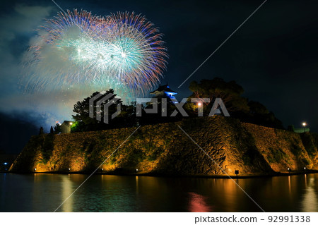 [Ehime Prefecture] Imabari Castle and Imabari Onmaku Fireworks Festival 92991338
