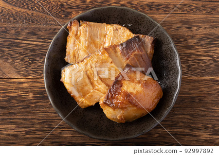 Grilled pork shoulder loin 92997892