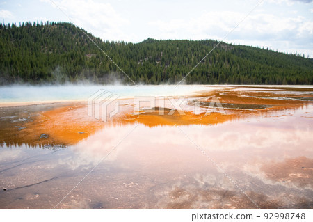 黃石國家公園 Grand Prismatic Spring 大棱鏡 92998748