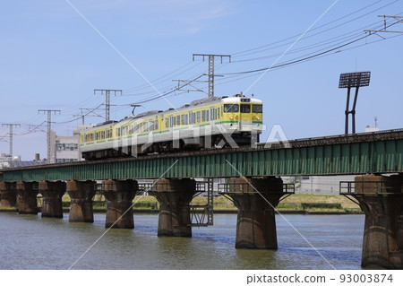Series 115 Niigata color Echigo Line 93003874