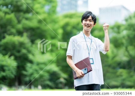 有膽量的新人工作人員 93005344