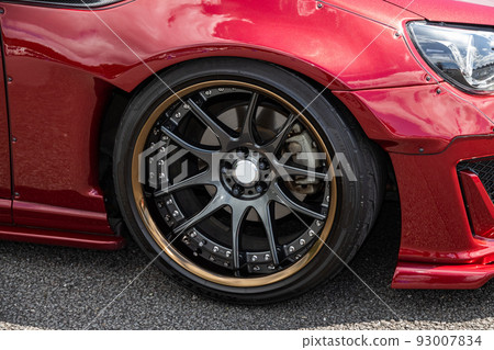 改裝車上的肥胎 改裝車上的肥胎 93007834