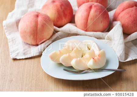 Akatsuki from Fukushima, cut and served on a plate 93015428