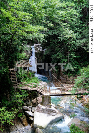 Ryujin Falls in Nakatsugawa City, Gifu Prefecture Ryujin Falls in Nakatsugawa City, Gifu Prefecture 93015551