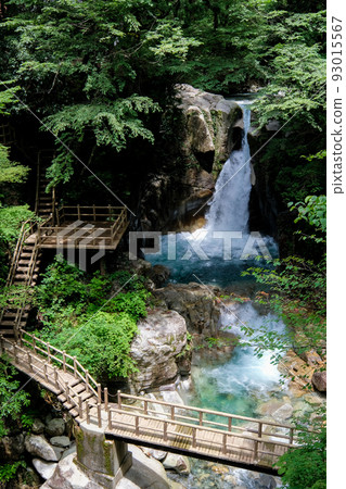 岐阜縣中津川市的龍神瀑布 岐阜縣中津川市的龍神瀑布 93015567