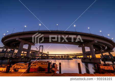 "Tokyo" Rainbow Bridge loop bridge and sunrise 93016101