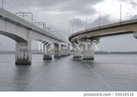 愛知縣常滑市高架鐵路和公路 愛知縣常滑市高架鐵路和公路 93016516