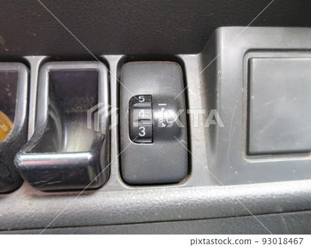 調節汽車駕駛座燈光高度的刻度盤 93018467