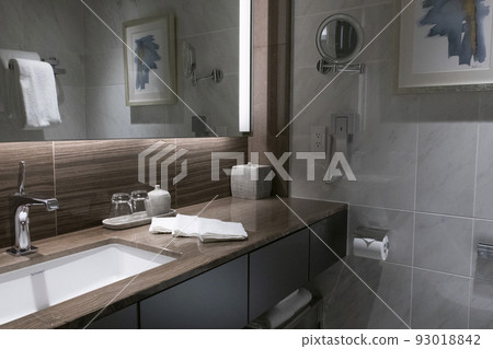 Fashionable washbasin 93018842