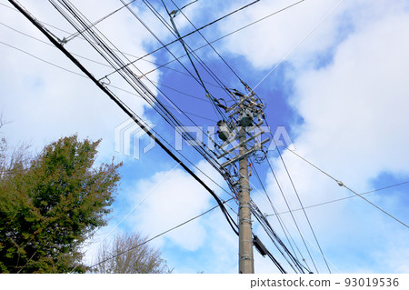 Telephone pole 2 93019536