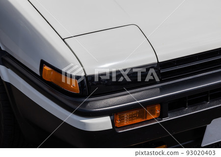 舊車的車燈 舊車的車燈 93020403