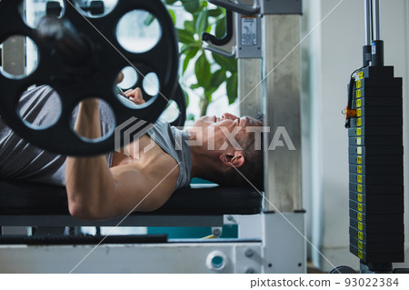 Fitness male muscle bodybuilding 93022384