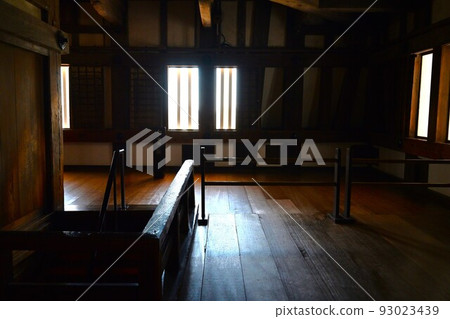 National Treasure "Himeji Castle" Special Exhibition The interior of the small keep and the boarding of the connecting corridor 93023439