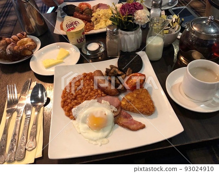 English Breakfast @ Durham English Breakfast @ Durham 93024910