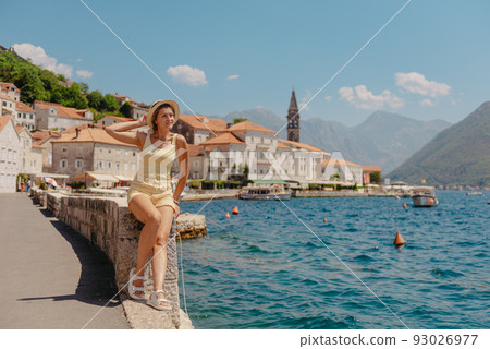 woman, sea, female 93026977