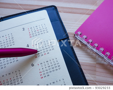 Business image of calendar and notebook (female) Business image of calendar and notebook (female) 93029233