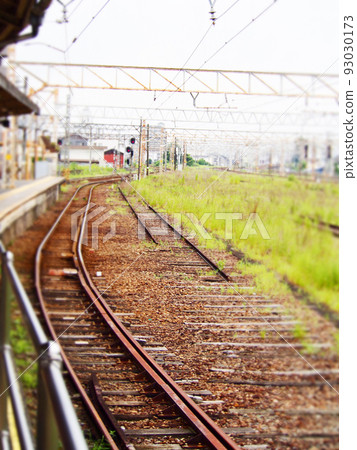 鐵路傾斜移位的風景 93030173