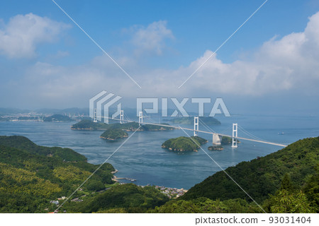 橫跨瀨戶內海的來島海峽大橋 93031404