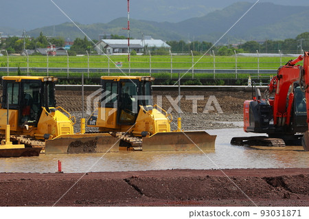 submerged heavy machinery 93031871