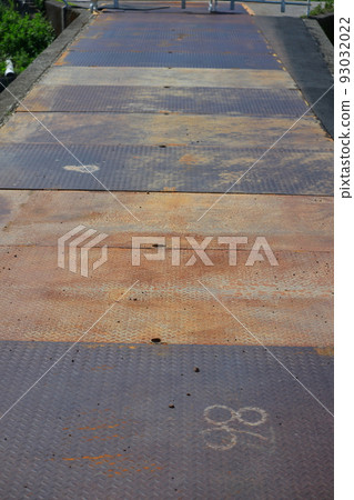 Construction site iron plate, floor iron plate, scaffolding secured, soft ground Construction site iron plate, floor iron plate, scaffolding secured, soft ground 93032022