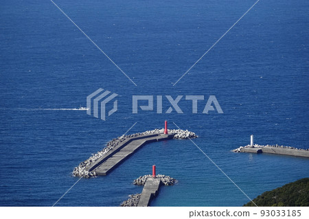 前往室富崎漁港的漁船 93033185