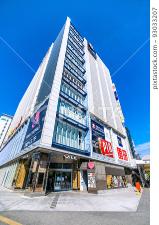 日本川崎市景觀 川崎站東口川崎骰子景觀 日本川崎市景觀 川崎站東口川崎骰子景觀 93033207