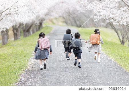 入學典禮形象 運行一年級學生 93034014